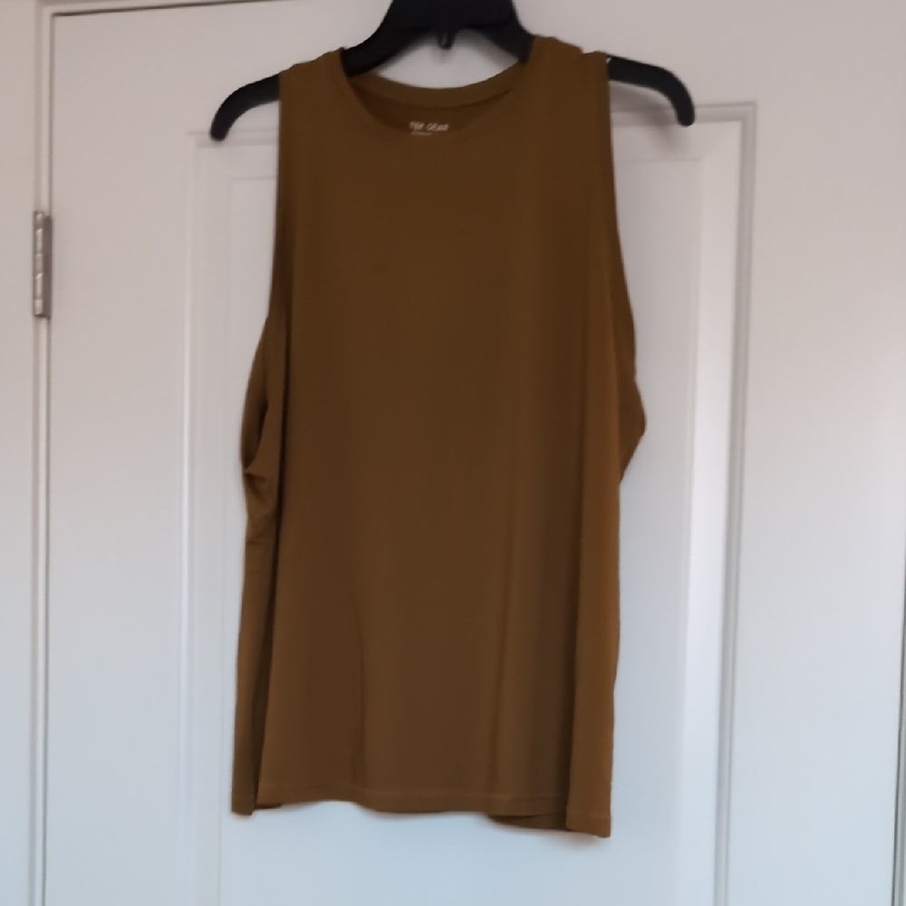 Tek Gear - Sleeveless Athletic Top in Bronze/Gold Size XL